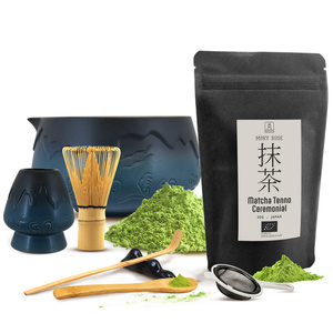 Ceremonieel set voor het zetten van matcha-thee: Japanse BIO matcha 30g + accessoires