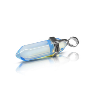 Hanger met opaliet in zakje + ketting