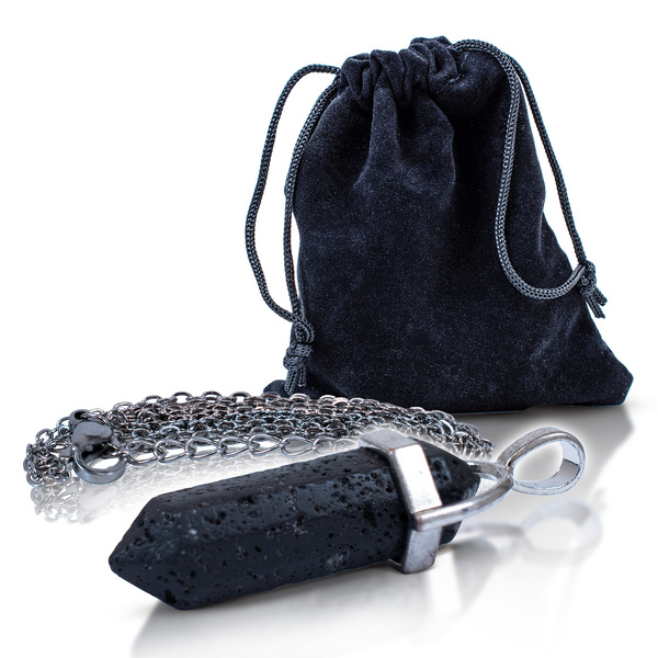 Hanger met lavasteen in zakje + ketting