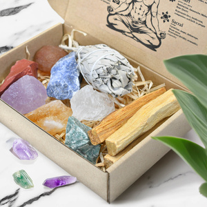 Set natuurstenen, kristallen en wieroken - esoterie, yoga, meditatie